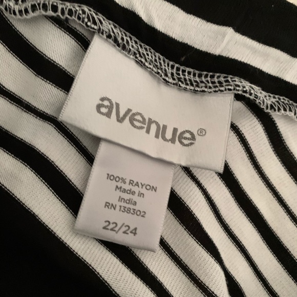 Plus size Maxi Skirt - Picture 3 of 6